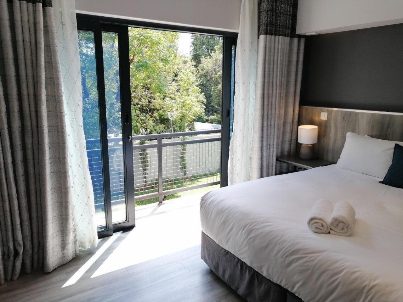 ลา ออร์ชาร์ด โฮเต็ล Hotel โจฮันเนสเบิร์ก ภายนอก รูปภาพ